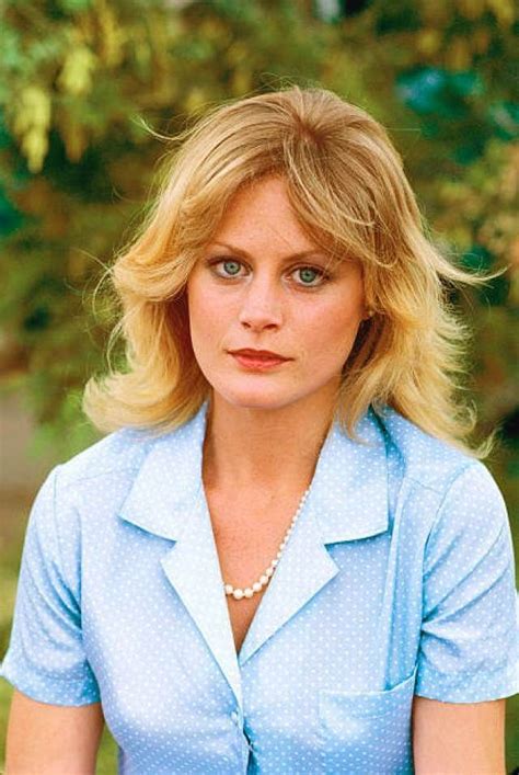 nude pictures of beverly d'angelo|30 Fabulous Photos of Beverly D’Angelo in the 1970s and ’80s.